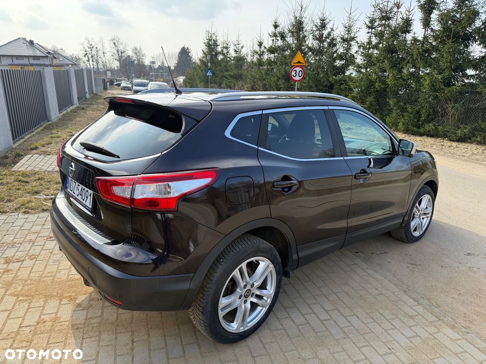 Nissan Qashqai - 14