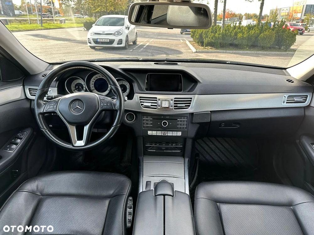 Mercedes-Benz Klasa E 220 BlueTEC 9G-TRONIC Classic - 7