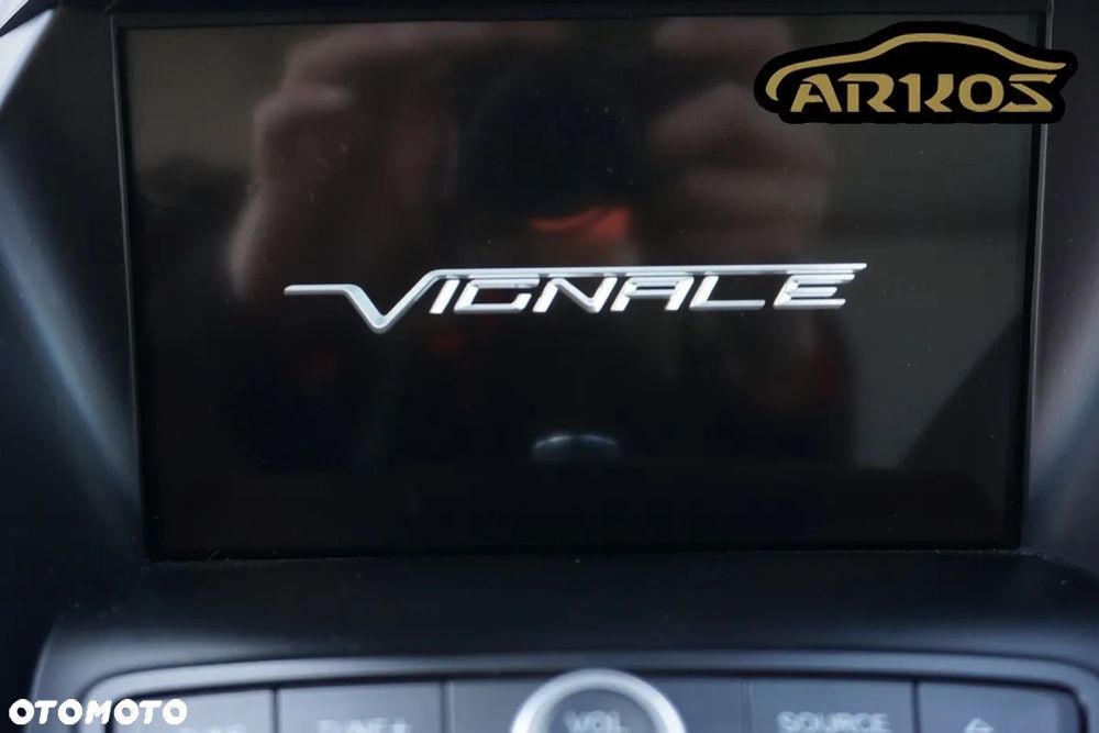 Ford Kuga 2.0 TDCi 4x4 Vignale - 28