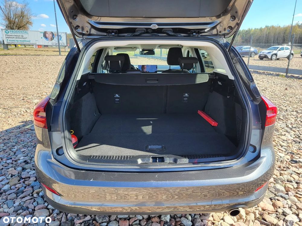 Ford Focus 1.5 EcoBlue Titanium X - 11