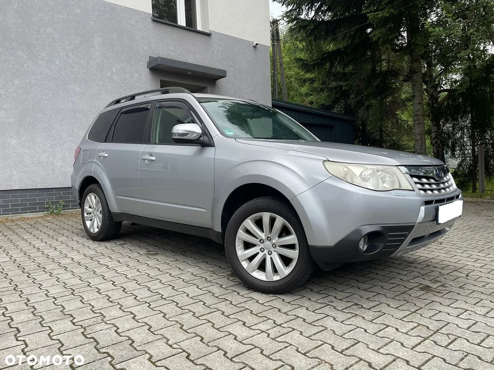 Subaru Forester 2.0X Exclusive - 35
