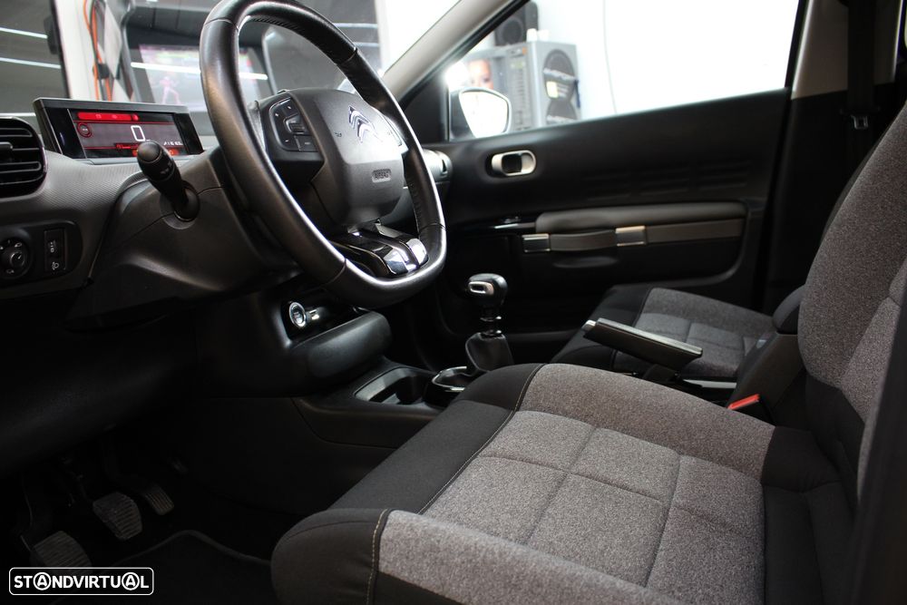 Citroën C4 Cactus 1.2 PureTech Shine - 32