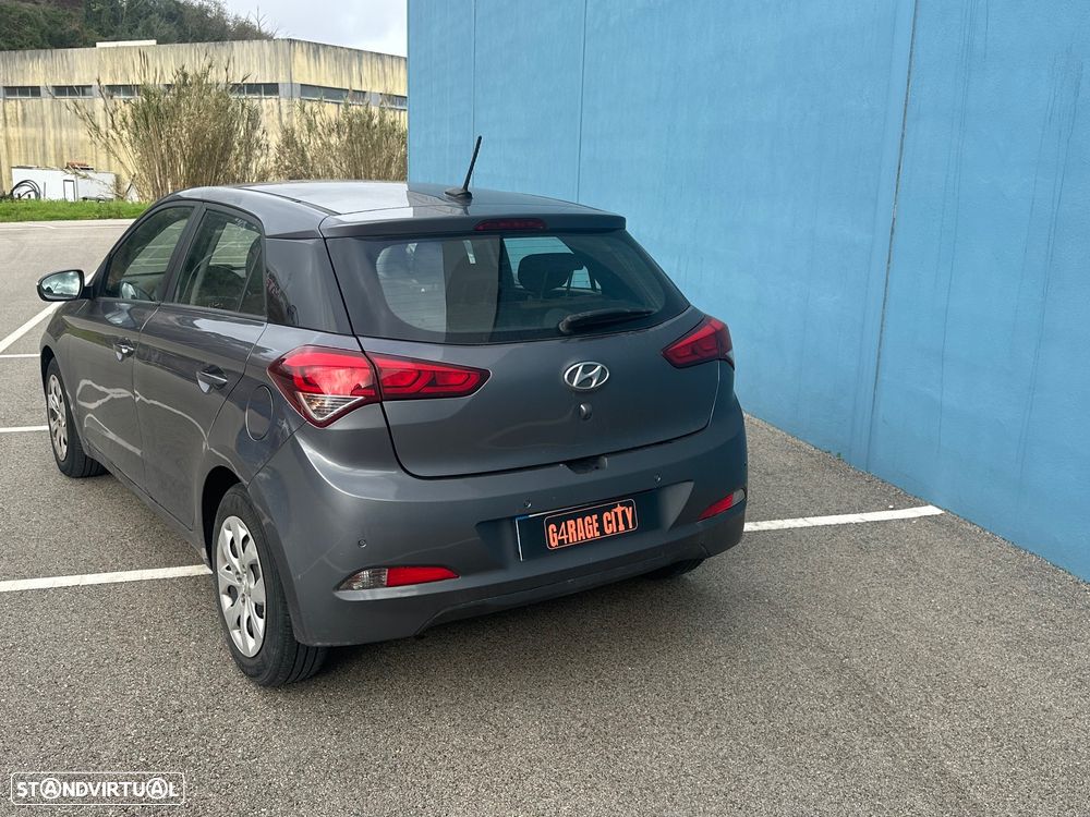 Hyundai i20 1.1 CRDi Style - 6