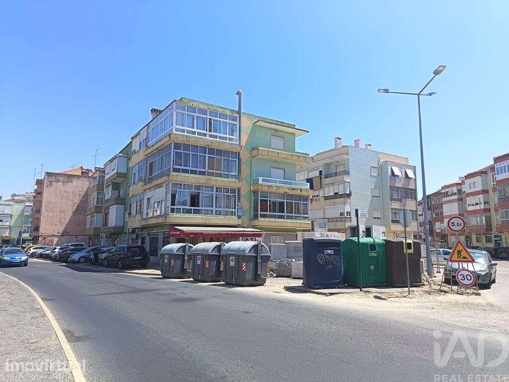 Apartamento T1 em Odivelas de 40 m2 - Grande imagem: 4/29