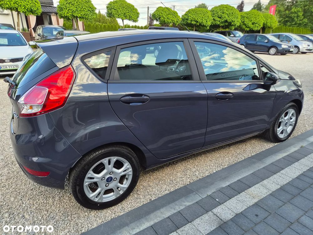 Ford Fiesta - 10