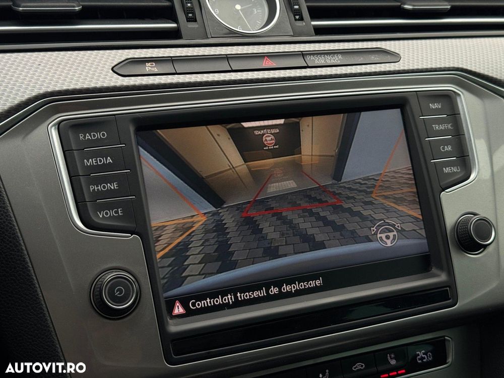 Volkswagen Passat Alltrack - 16