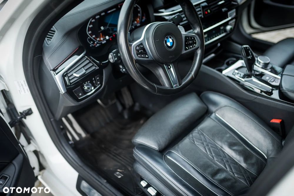 BMW Seria 5 - 18