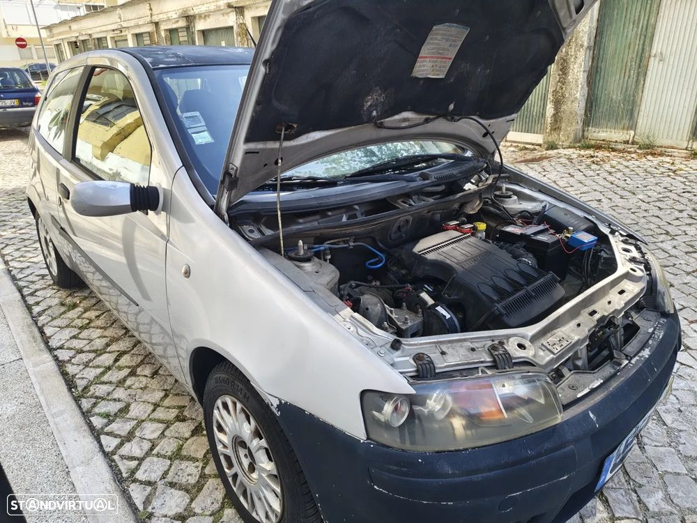 Fiat Punto 1.2 16V HLX - 16