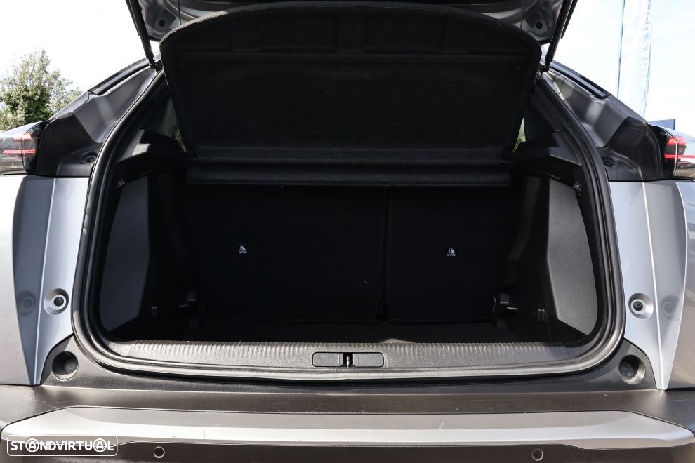 Peugeot 2008 1.2 Hybrid Allure e-DCS6 - 18