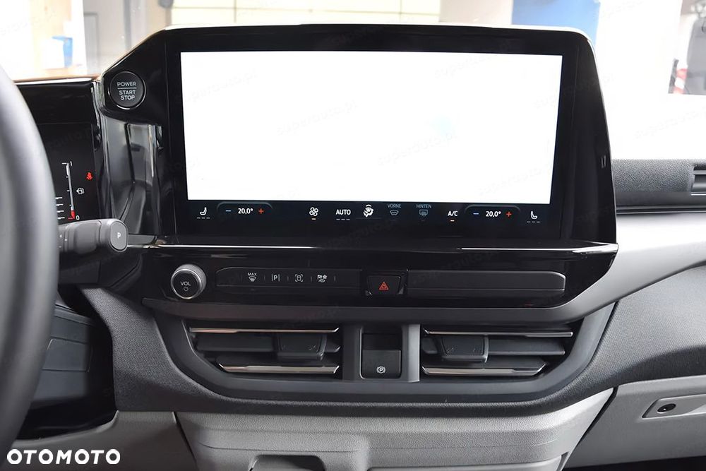 Ford Tourneo Custom - 10