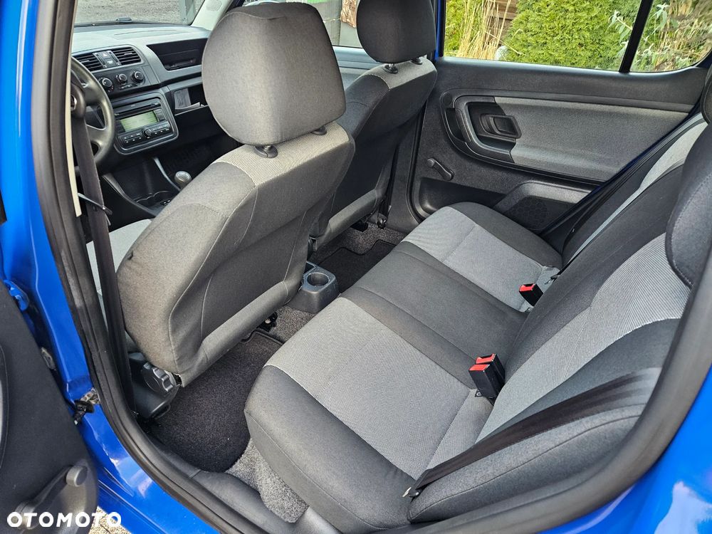 Skoda Fabia 1.2 HTP Ambiente - 11