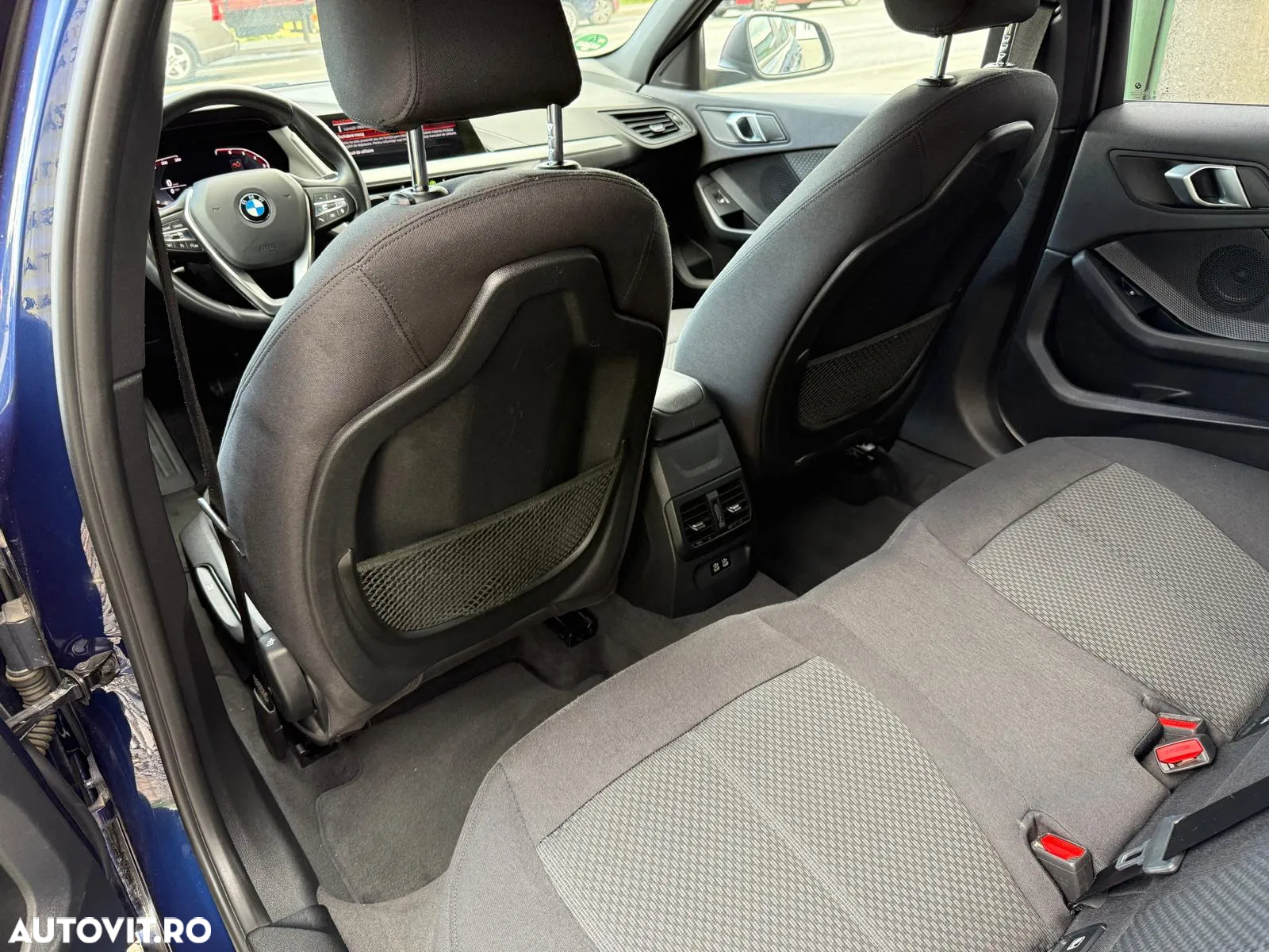 BMW Seria 1 118i Aut. Advantage - 28