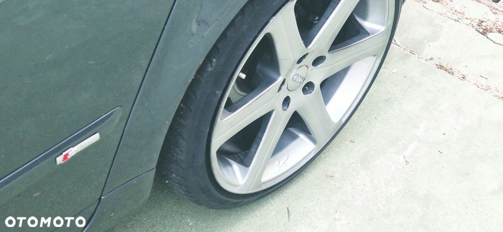 Audi A4 Avant 2.5 TDI - 10