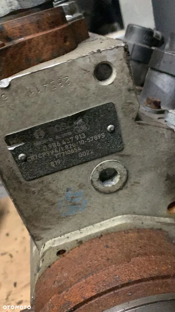 Pompa wtryskowa Bosch Pompa wysokiego ciśnienia MAN "V"  MAN 51.11103-7762 F00BC00010 CR / CP9V4/L820710 - 3