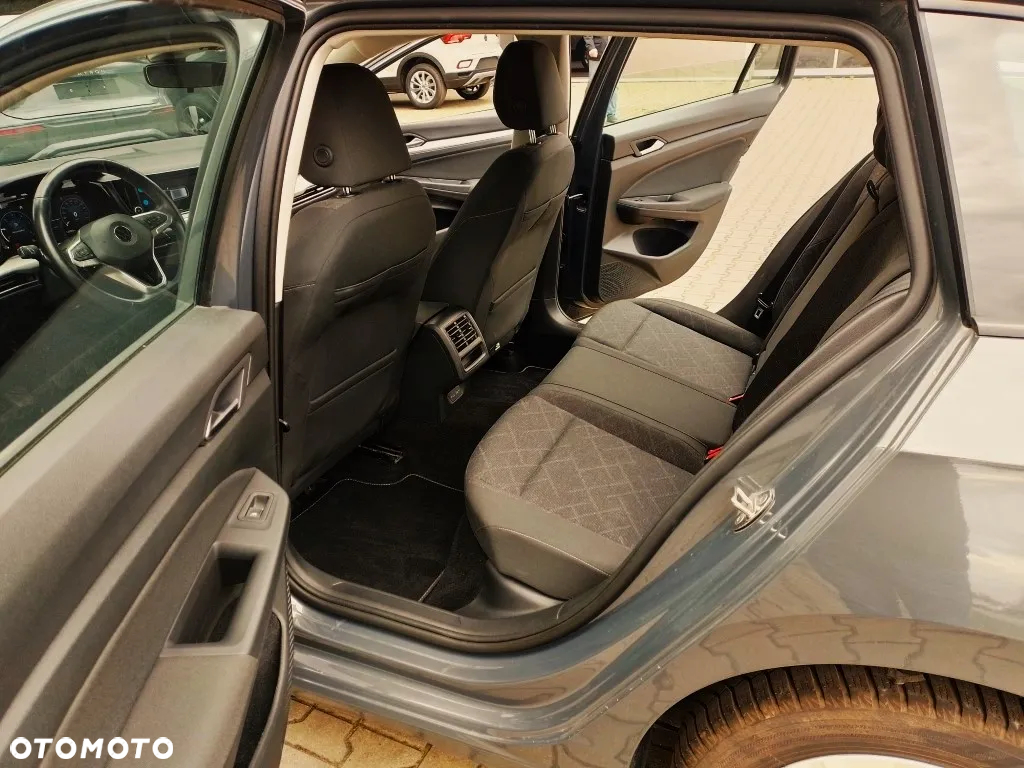 Volkswagen Golf VIII 2.0 TDI Life - 7