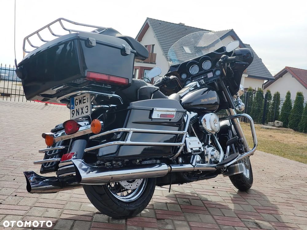 Harley-Davidson FLH Electra Glide - 2