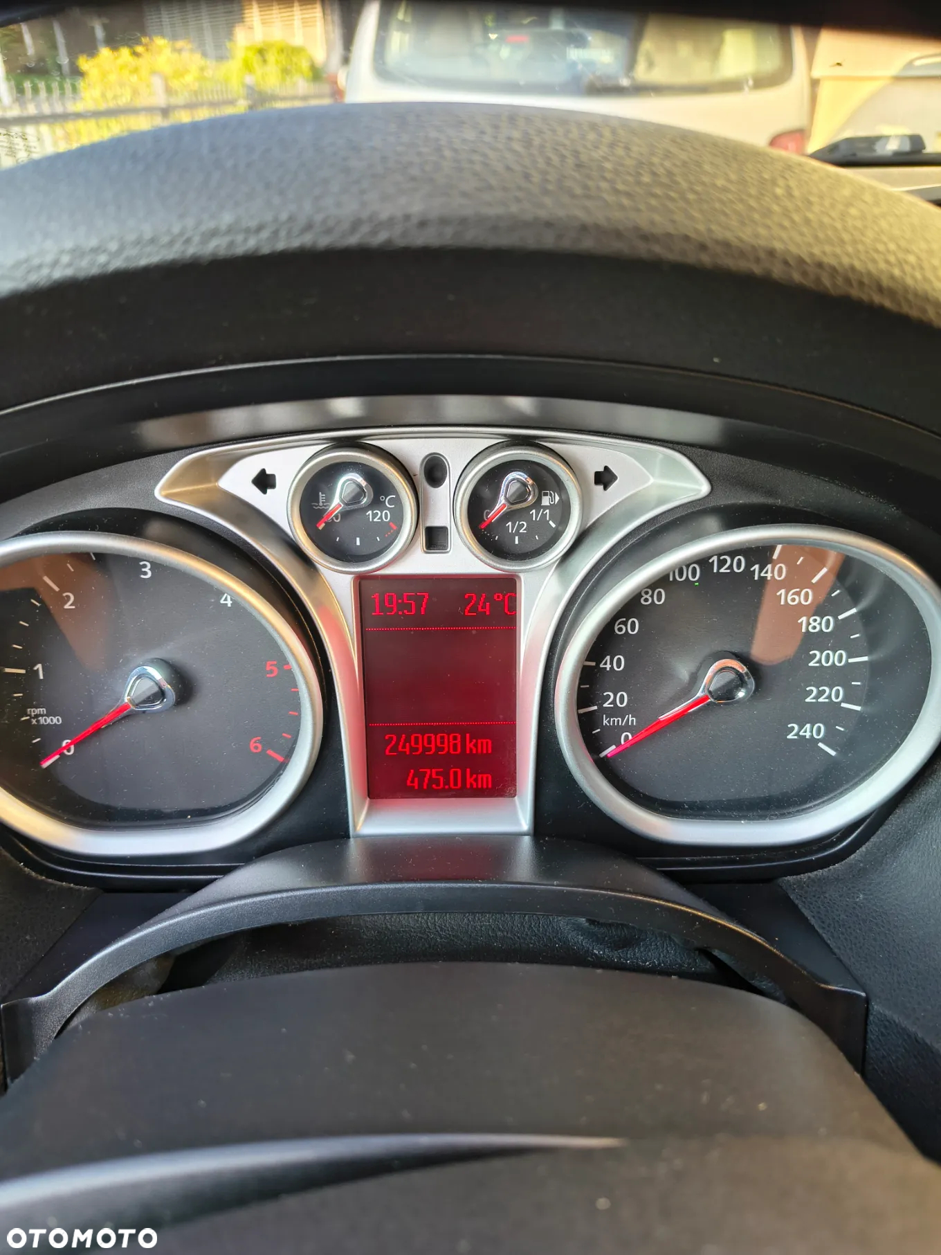Ford Kuga 2.0 TDCi 4x4 Titanium - 21