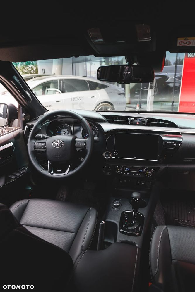 Toyota Hilux 2.8 D-4D Double Cab Invincible 4x4 - 13