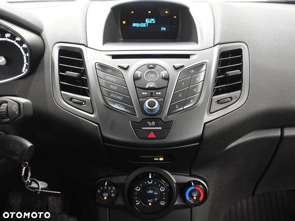Ford Fiesta - 31