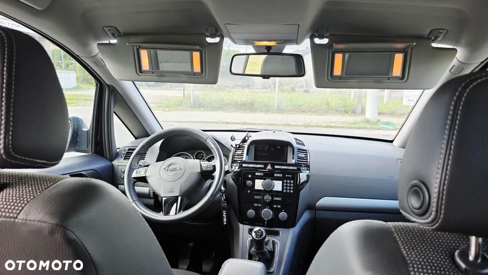 Opel Zafira 1.8 Easytronic Design Edition - 4