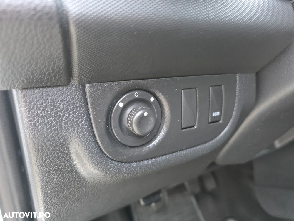 Dacia Logan 1.5 dCi Laureate - 13