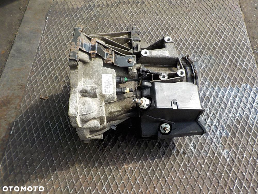 FORD FIESTA MK7 SKRZYNIA BIEGÓW 1.25 1.4 16V 8A6R7002JG - 3