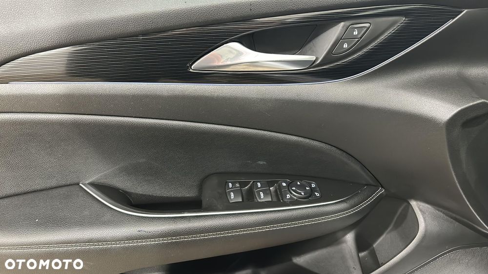 Opel Insignia 1.6 CDTI Innovation S&S - 14