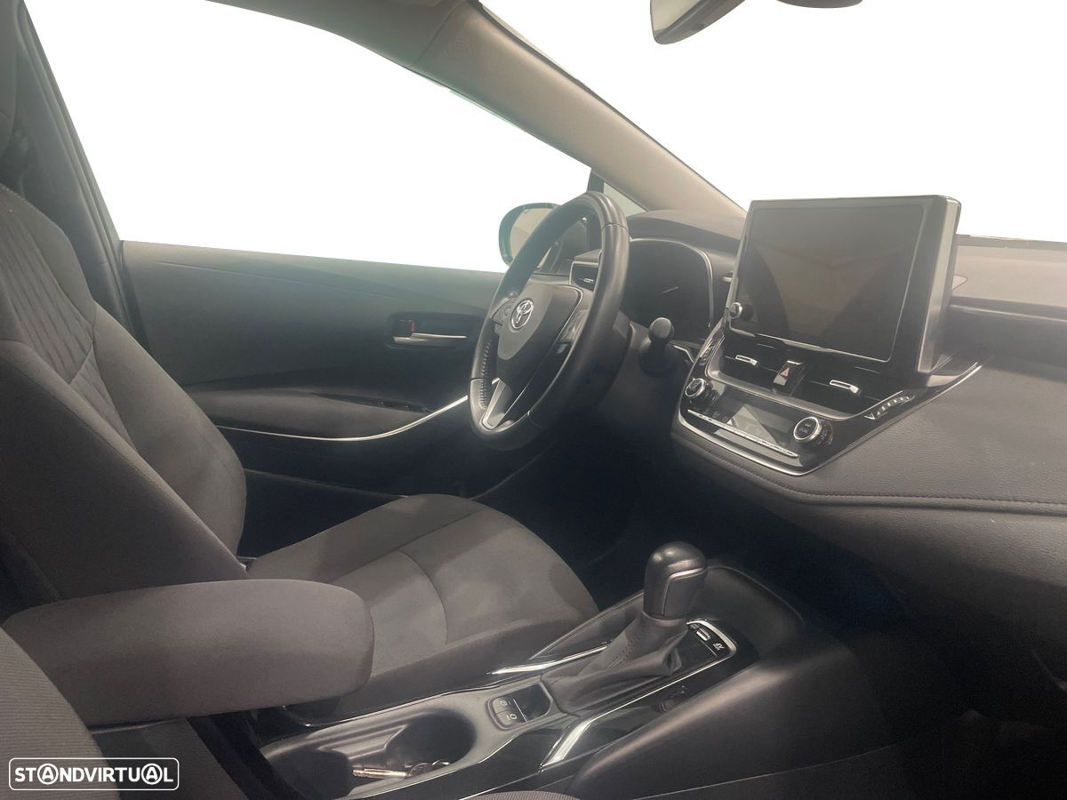 Toyota Corolla - 10