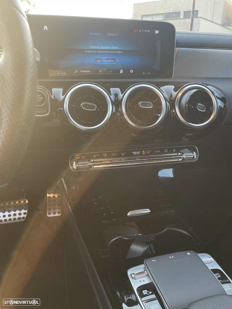 Mercedes-Benz A 250 Limousine e AMG Line - 7