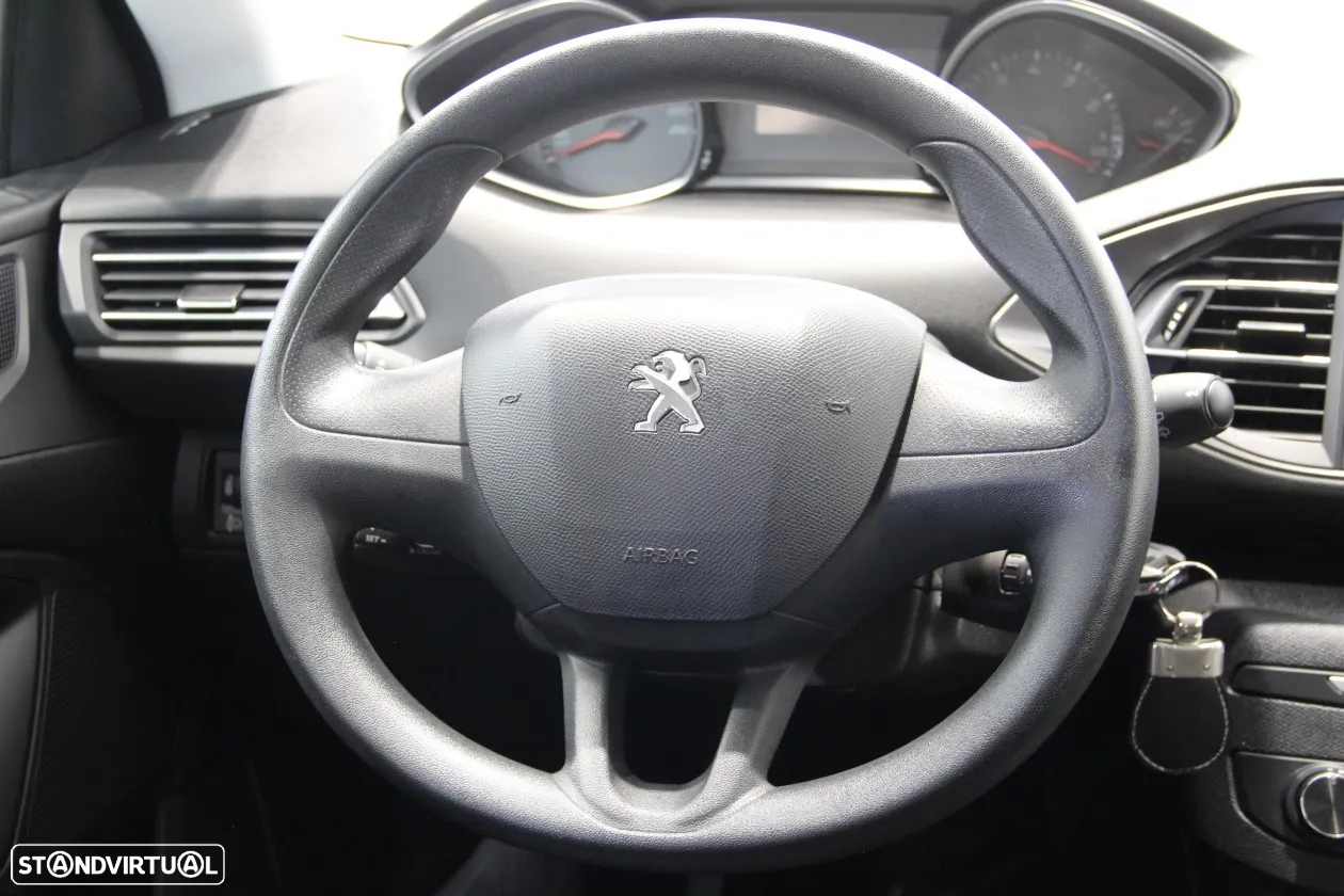 Peugeot 308 1.2 PureTech Access - 9