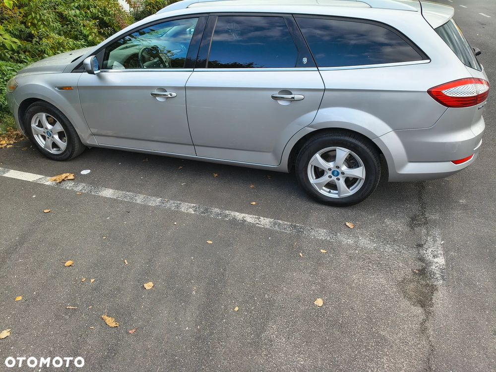 Ford Mondeo - 14