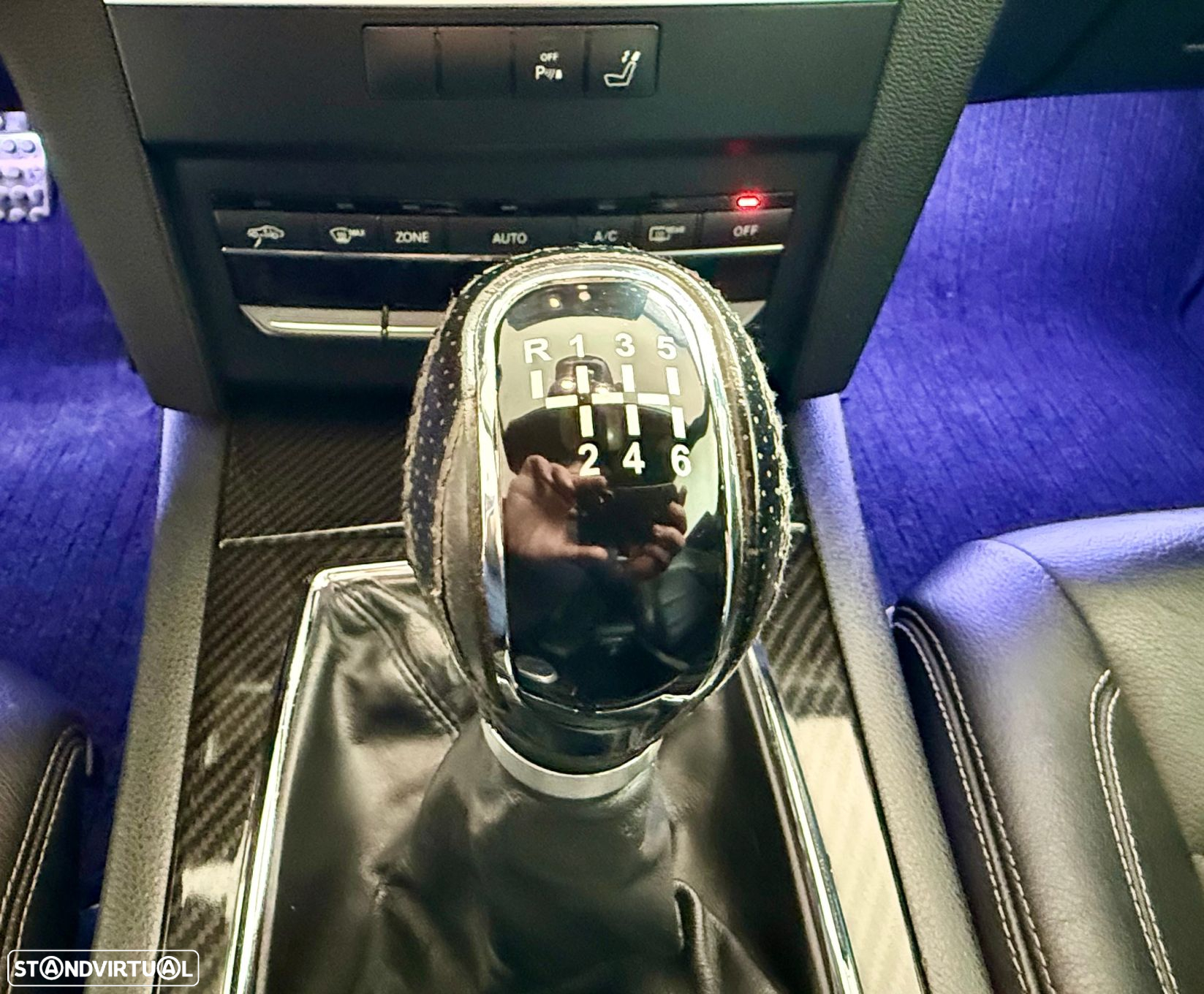 Mercedes-Benz E 220 CDi Avantgarde BlueEfficiency - 27