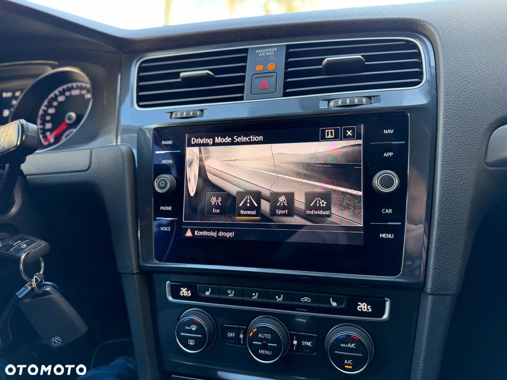 Volkswagen Golf 1.6 TDI SCR DSG Comfortline - 33