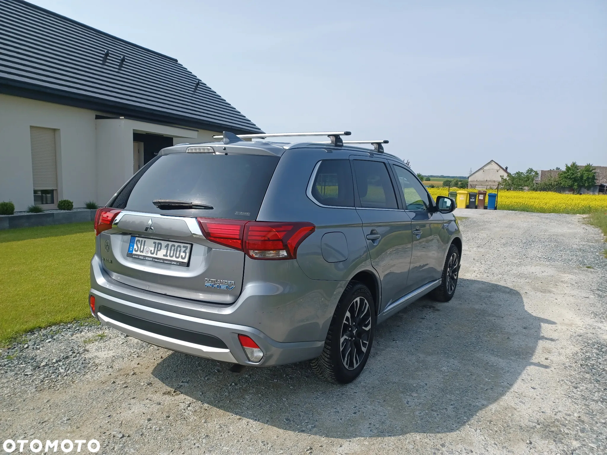 Mitsubishi Outlander 2.0 4WD Plug-In Hybrid Plus - 5