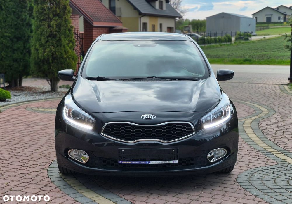 Kia Ceed 1.6 GDI Platinum Edition - 35