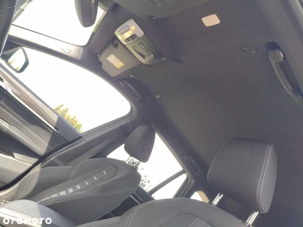 BMW X1 xDrive20d Sport Line - 7