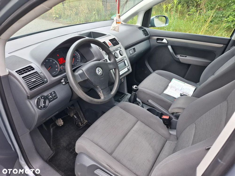 Volkswagen Touran 1.6 Freestyle - 22