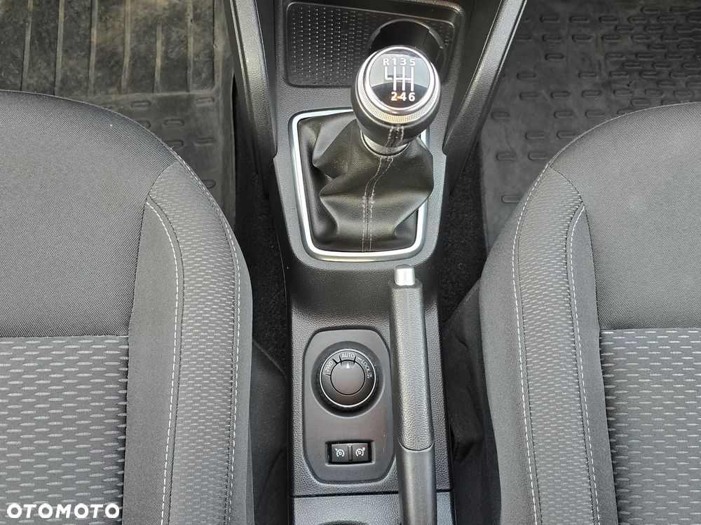 Dacia Duster 1.6 SCe Comfort 4WD - 17