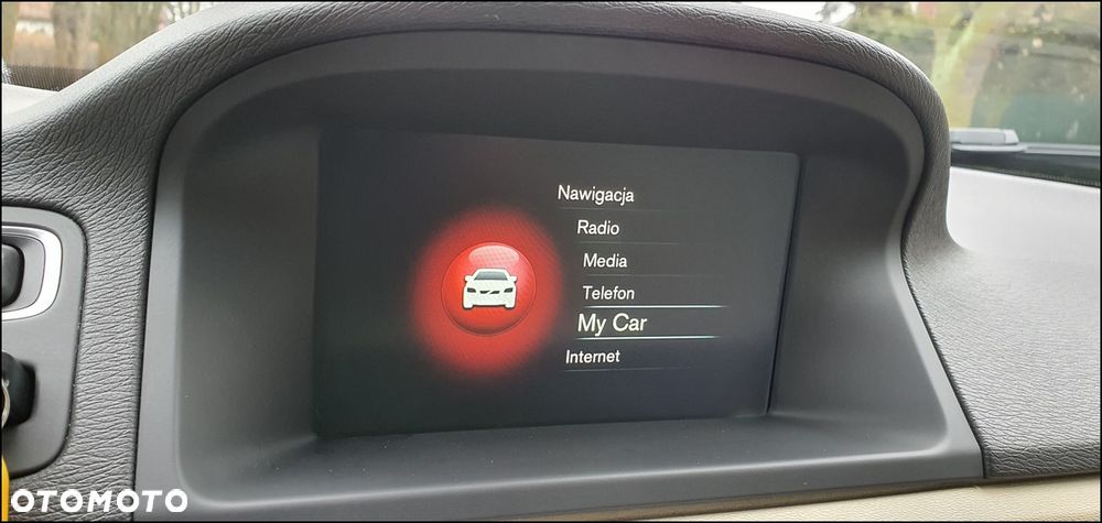 Volvo XC 70 D4 AWD Dynamic Momentum EU6 - 12