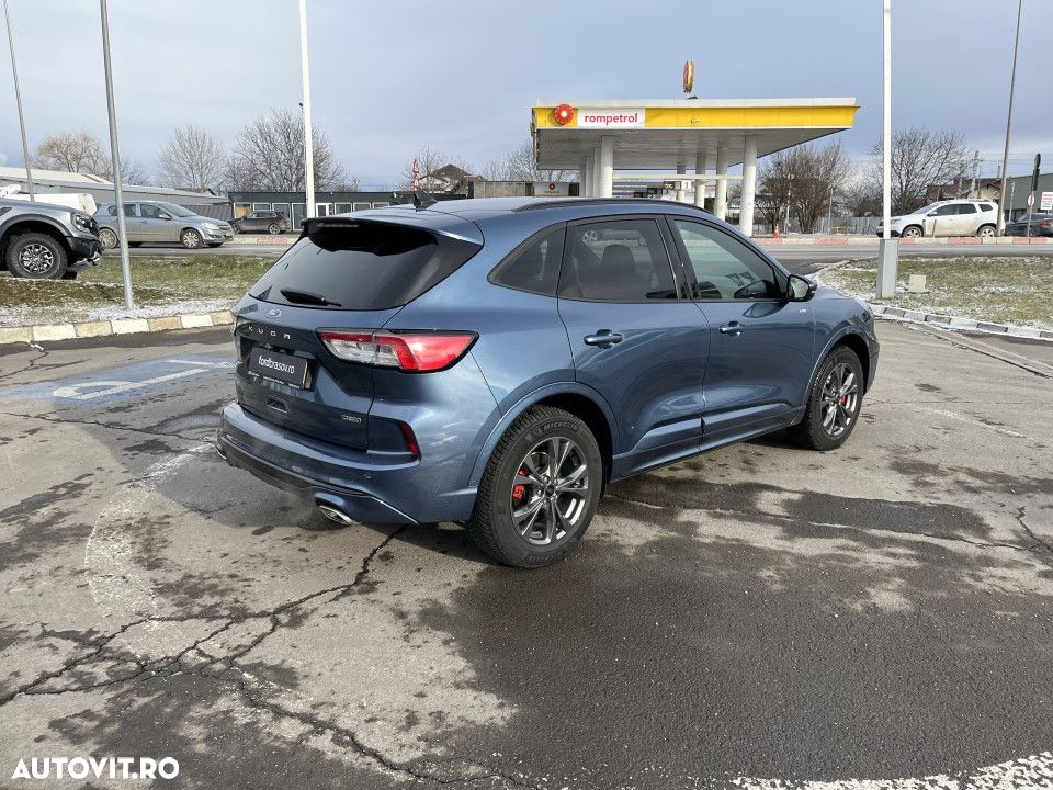 Ford Kuga - 10