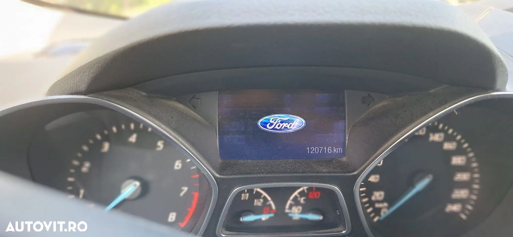Ford Kuga - 6