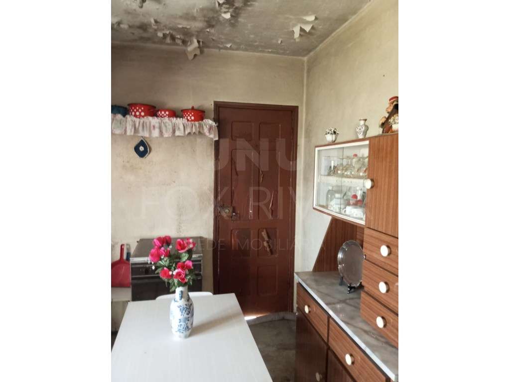 Moradia T2 para Restauro em Paderne - Melgaço - Grande imagem: 3/12