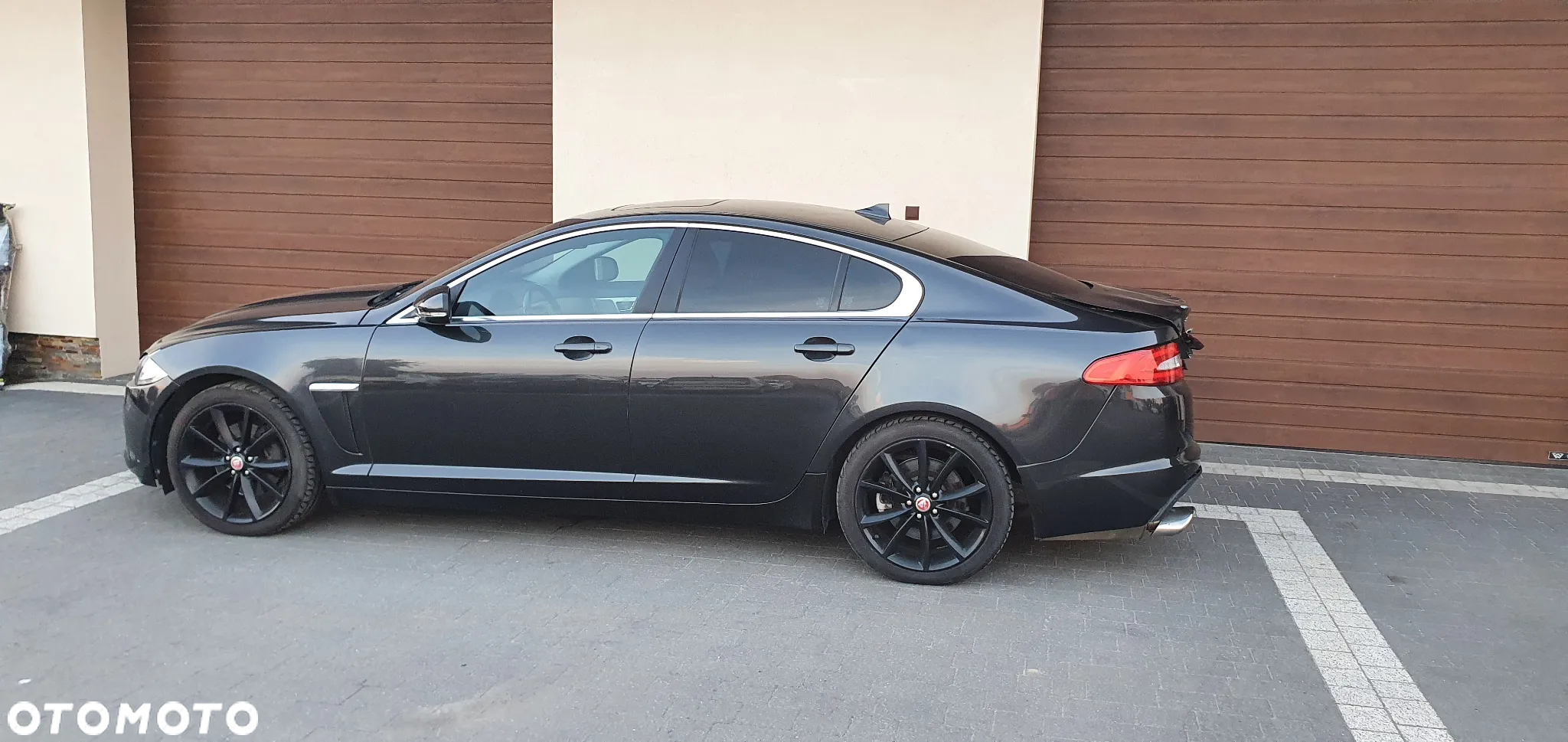 Jaguar XF - 3