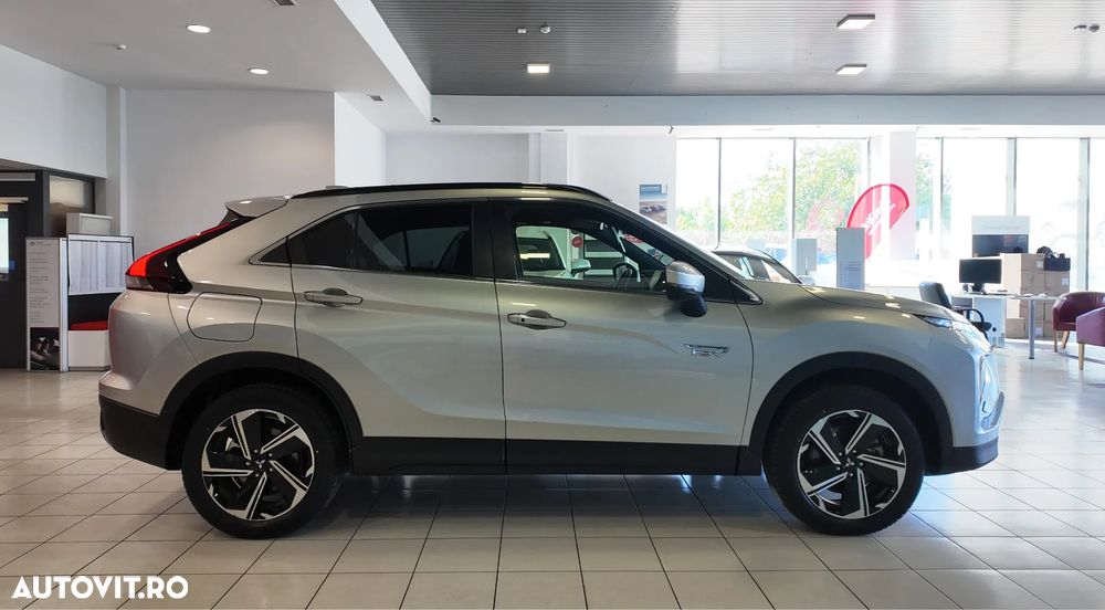 Mitsubishi Eclipse-Cross Plug-In Hybrid 4WD Plus - 7