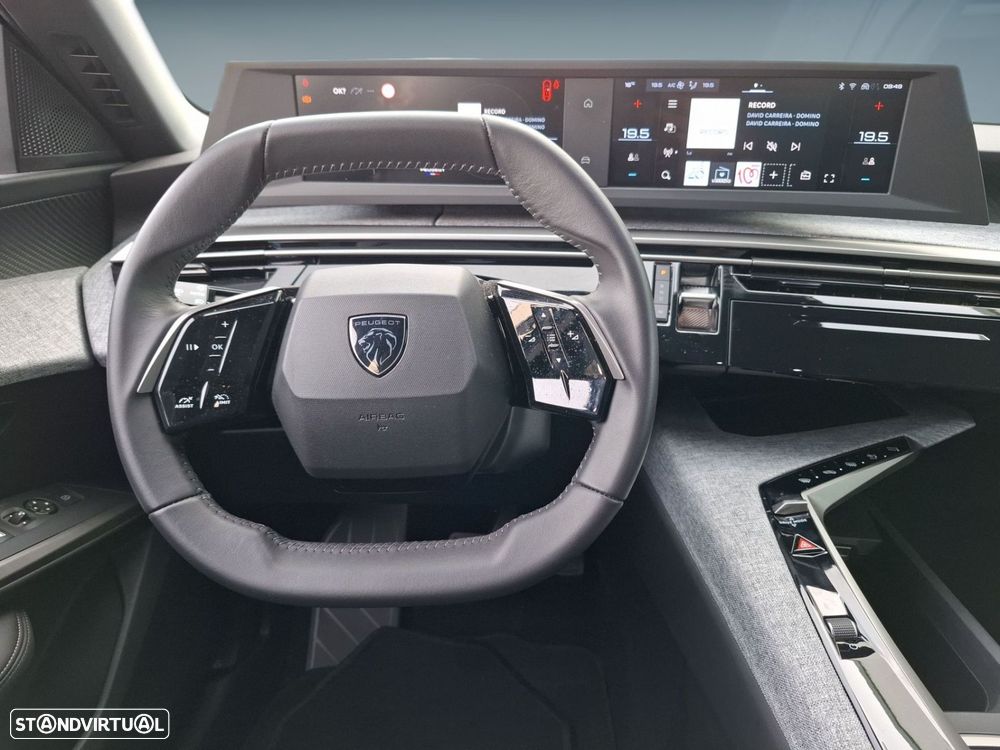 Peugeot 3008 1.2 Hybrid Allure e-DCS6 - 17