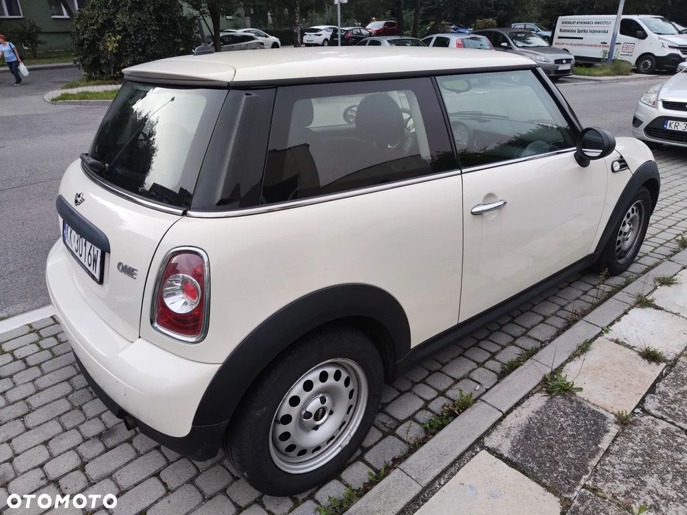MINI ONE - 4