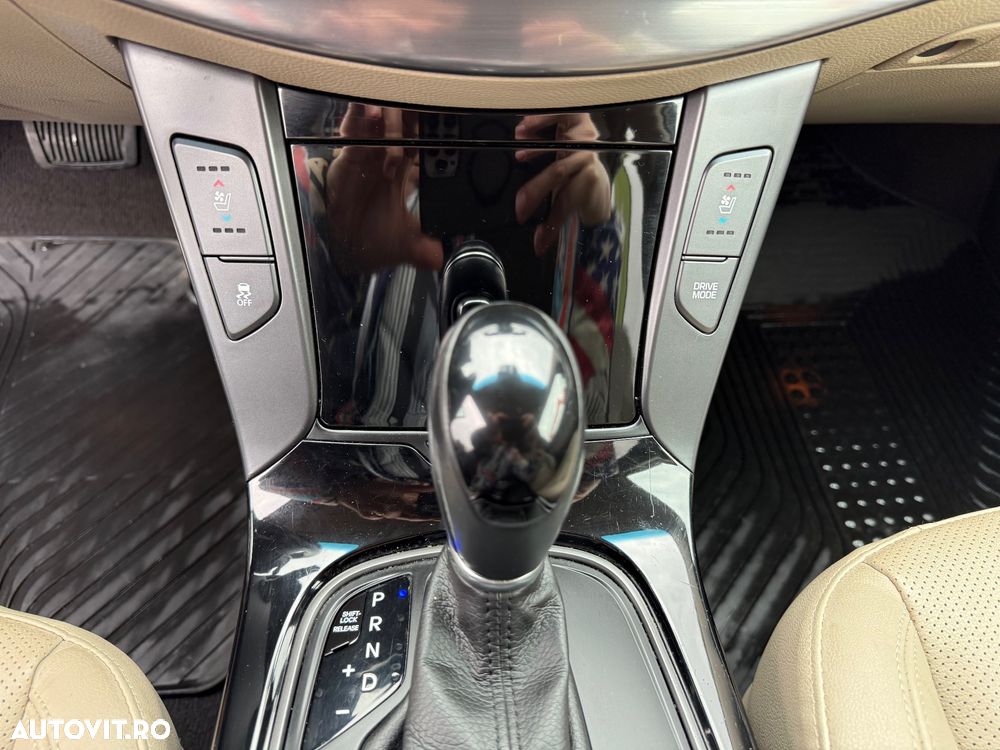 Hyundai i40 1.7 CRDI CW 7DCT ISG Supreme Pack+ - 26