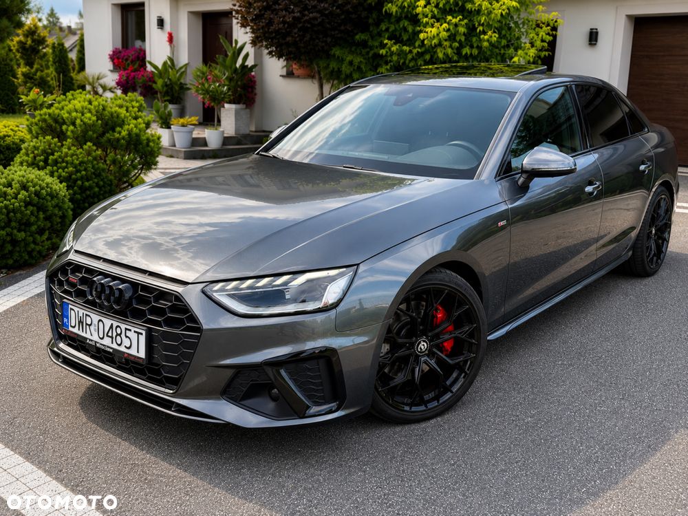 Audi A4 Limousine - 1