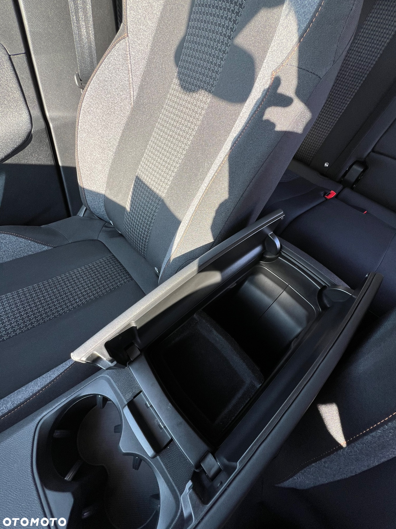 Peugeot 3008 1.2 PureTech Active S&S - 27