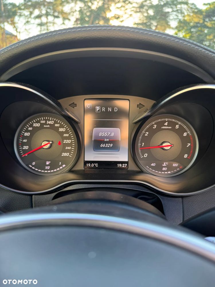 Mercedes-Benz Klasa C 300 9G-TRONIC - 20